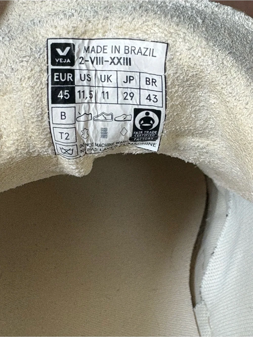 Veja V-10 Sneakers